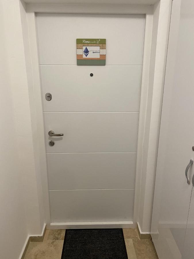 Bitcoin And Ethereum Deluxe Apartments 巴尔 外观 照片
