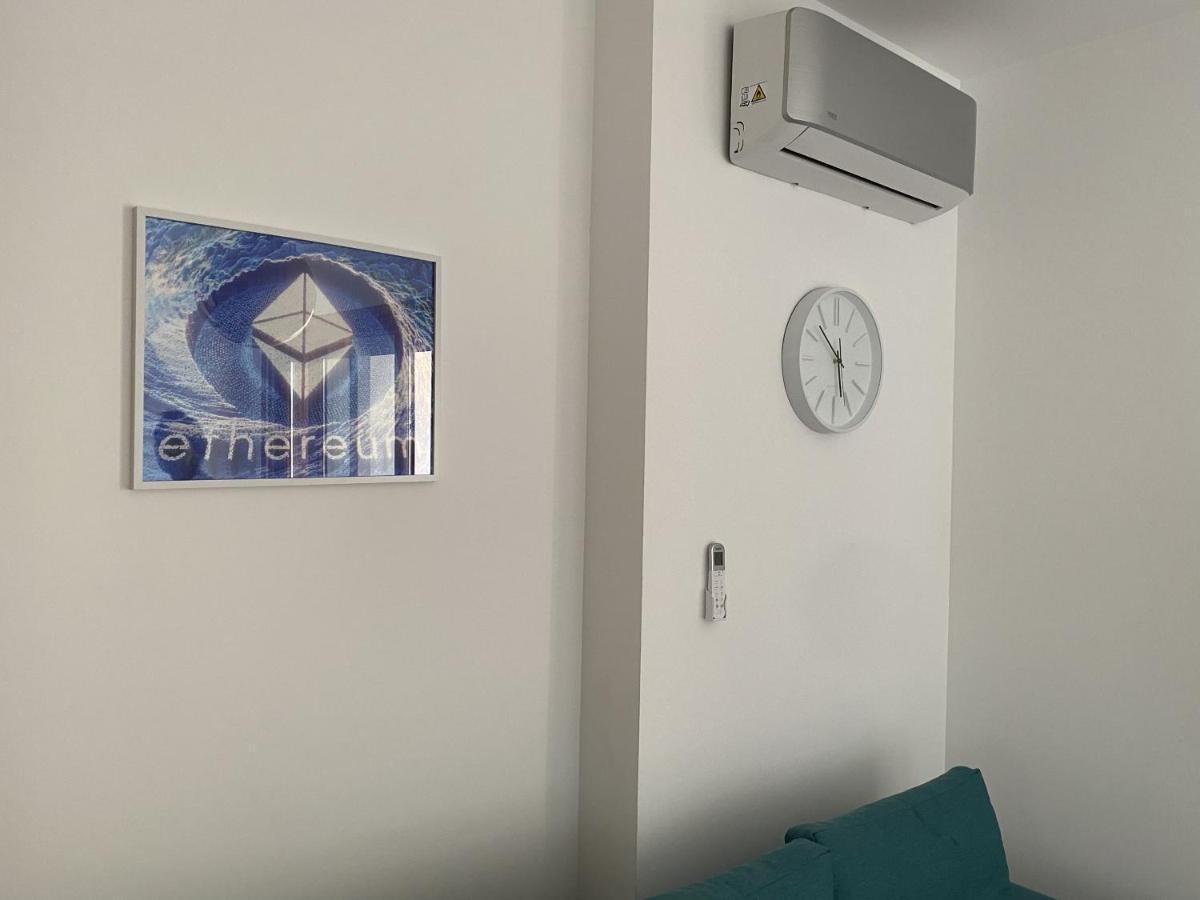 Bitcoin And Ethereum Deluxe Apartments 巴尔 外观 照片